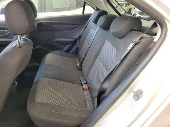 CHEVROLET-ONIX-2019