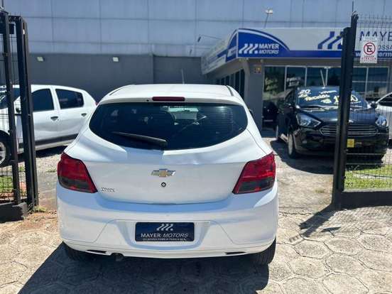 CHEVROLET-ONIX-2019