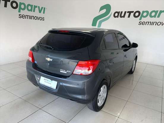 CHEVROLET-ONIX-2017