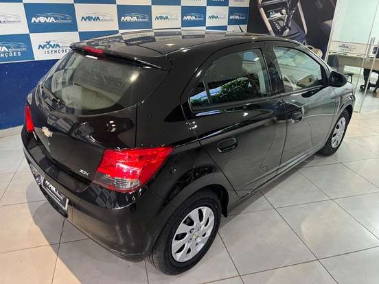 CHEVROLET-ONIX-2019
