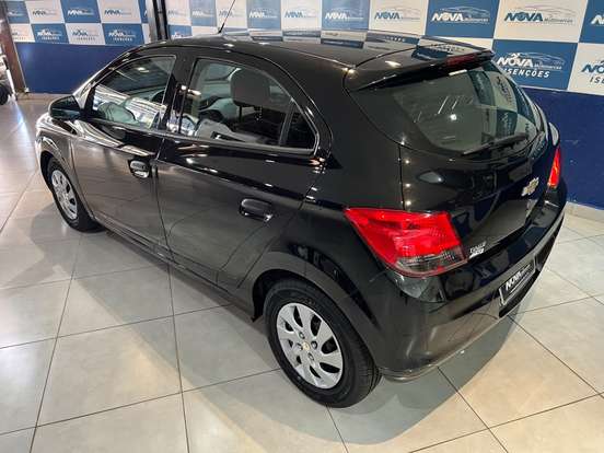 CHEVROLET-ONIX-2019