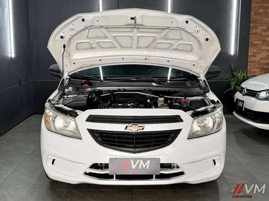 CHEVROLET-ONIX-2018