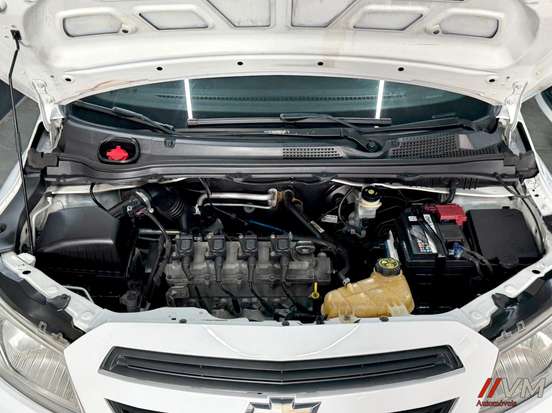 CHEVROLET-ONIX-2018