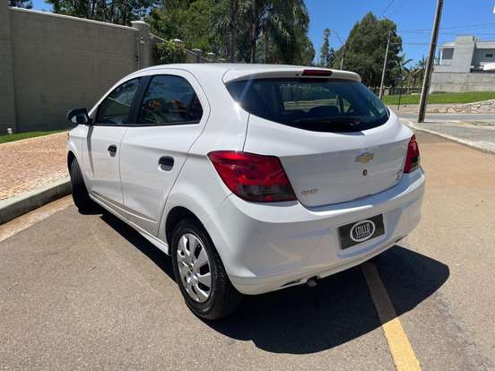 CHEVROLET-ONIX-1.0 MPFI JOY 8V FLEX 4P MANUAL CHEVROLET-ONIX-2019