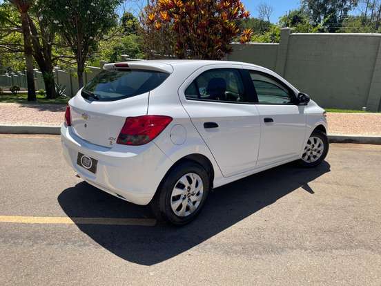 CHEVROLET-ONIX-1.0 MPFI JOY 8V FLEX 4P MANUAL CHEVROLET-ONIX-2019