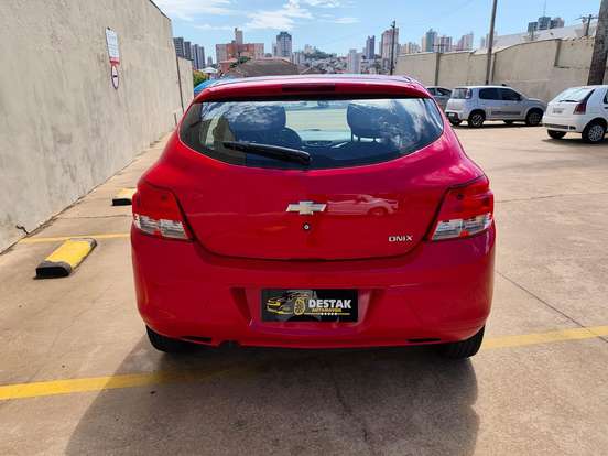 CHEVROLET-ONIX-2014