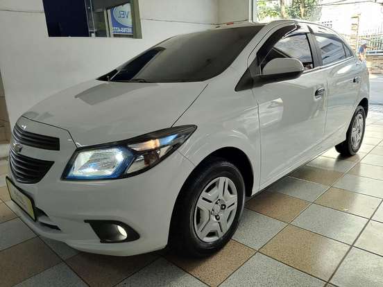 CHEVROLET-ONIX-2016