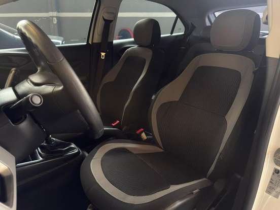 CHEVROLET-ONIX-1.0 MPFI LS 8V FLEX 4P MANUAL CHEVROLET-ONIX-2015