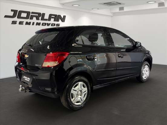 CHEVROLET-ONIX-1.0 MPFI LT 8V FLEX 4P MANUAL CHEVROLET-ONIX-2013