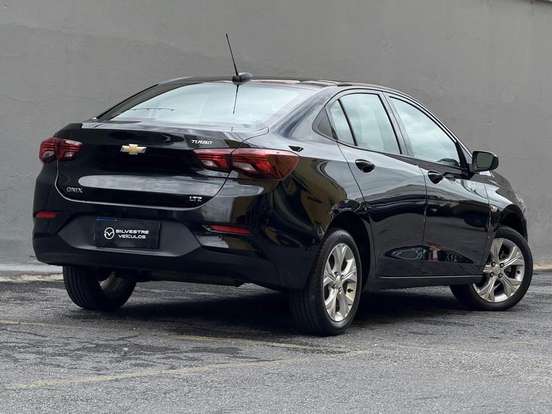 CHEVROLET-ONIX-2022
