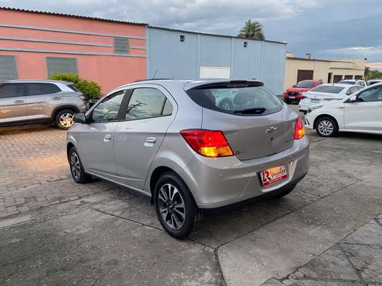 CHEVROLET-ONIX-1.4 MPFI LT 8V FLEX 4P AUTOMÁTICO CHEVROLET-ONIX-2016