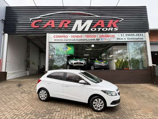 CHEVROLET-ONIX-1.4 MPFI LT 8V FLEX 4P MANUAL CHEVROLET-ONIX-2015