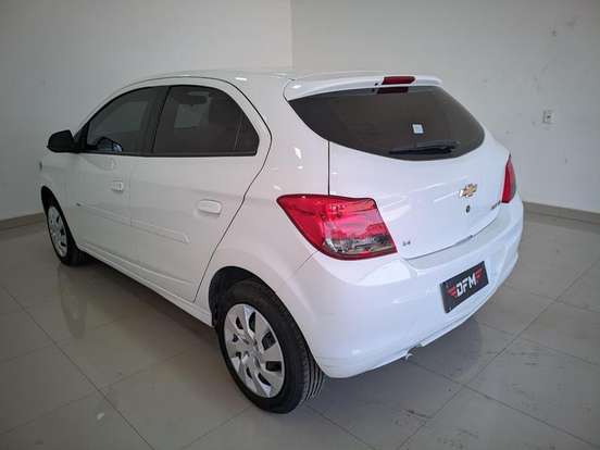CHEVROLET-ONIX-1.4 MPFI LT 8V FLEX 4P MANUAL CHEVROLET-ONIX-2016