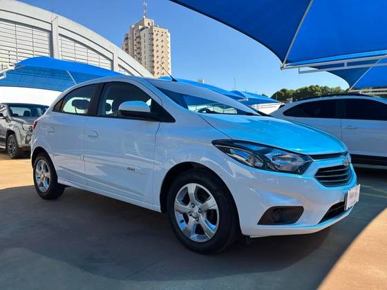 CHEVROLET ONIX 1.4 MPFI LT 8V FLEX 4P MANUAL