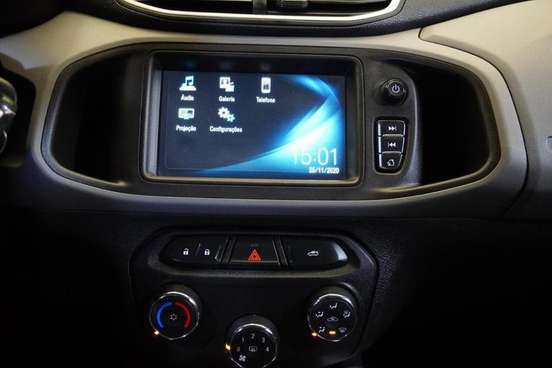 CHEVROLET-ONIX-2017