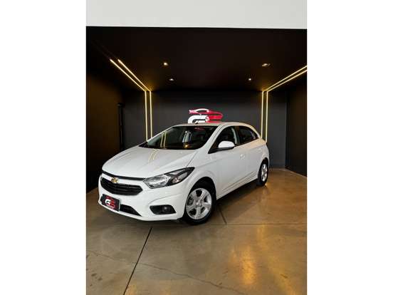 CHEVROLET-ONIX-2018