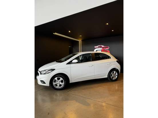 CHEVROLET-ONIX-1.4 MPFI LT 8V FLEX 4P MANUAL CHEVROLET-ONIX-2018