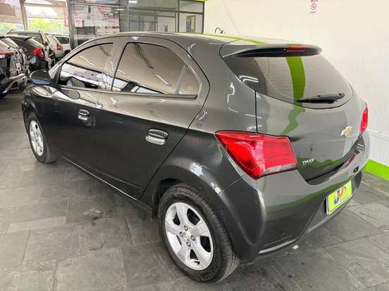 CHEVROLET-ONIX-2019