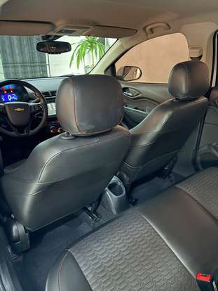 CHEVROLET-ONIX-2018