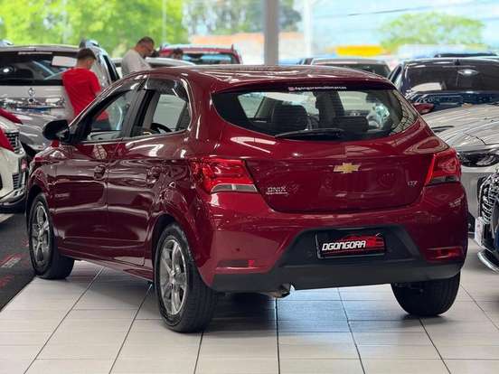 CHEVROLET-ONIX-1.4 MPFI LTZ 8V FLEX 4P AUTOMÁTICO CHEVROLET-ONIX-2018