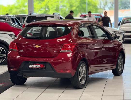 CHEVROLET-ONIX-1.4 MPFI LTZ 8V FLEX 4P AUTOMÁTICO CHEVROLET-ONIX-2018