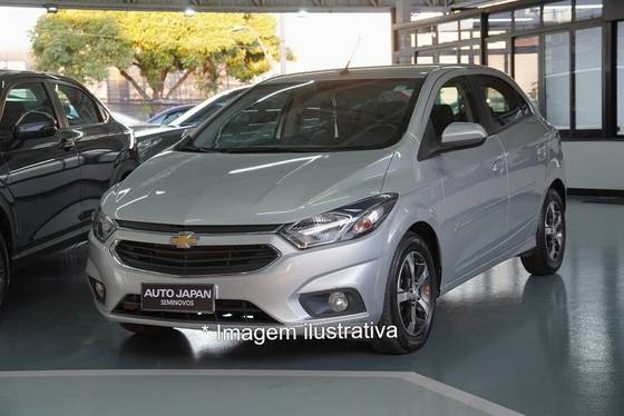 CHEVROLET ONIX 1.4 MPFI LTZ 8V FLEX 4P MANUAL