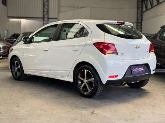 CHEVROLET-ONIX-2019