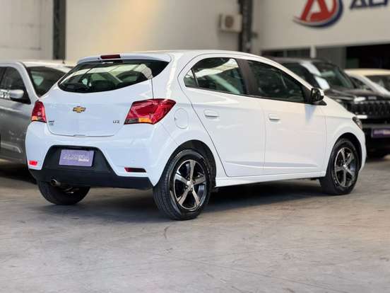 CHEVROLET-ONIX-1.4 MPFI LTZ 8V FLEX 4P MANUAL CHEVROLET-ONIX-2019