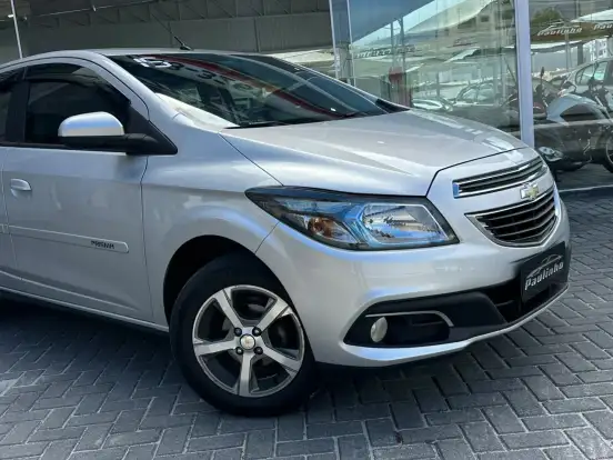 CHEVROLET-PRISMA-2015