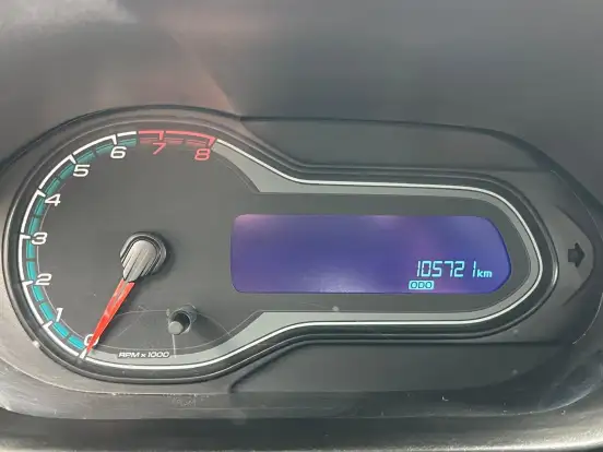CHEVROLET-PRISMA-2015
