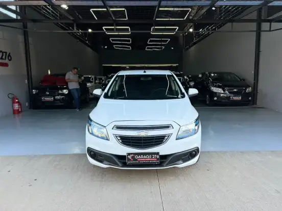 CHEVROLET-PRISMA-2015