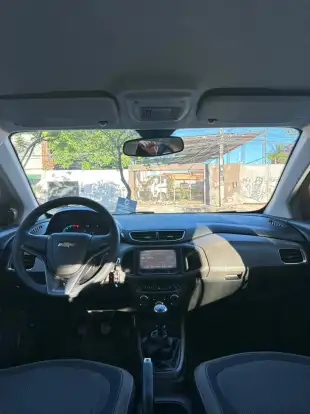 CHEVROLET-PRISMA-2014