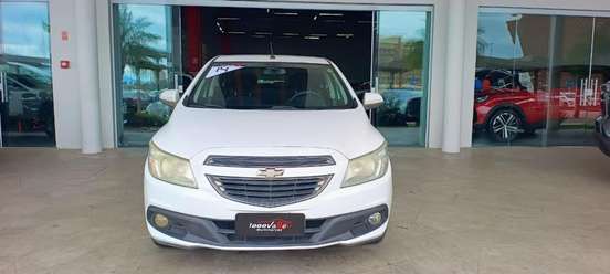 CHEVROLET-PRISMA-2014