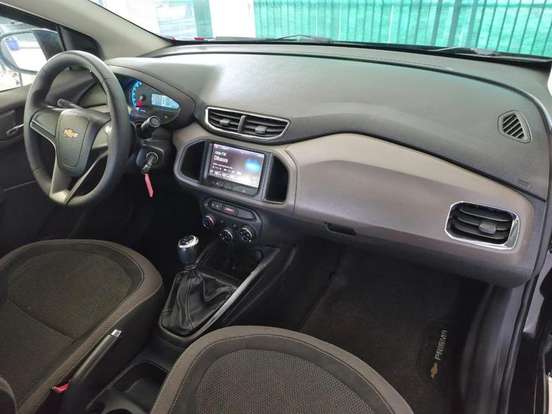 CHEVROLET-PRISMA-2013