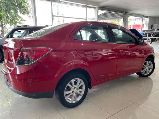 CHEVROLET-PRISMA-2015
