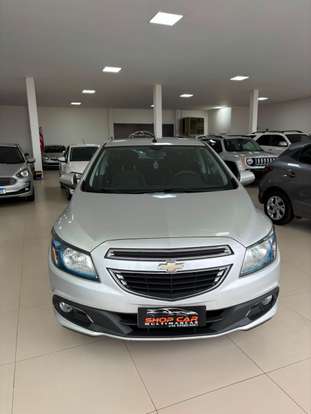 CHEVROLET-PRISMA-2013