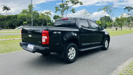CHEVROLET-S10-2013