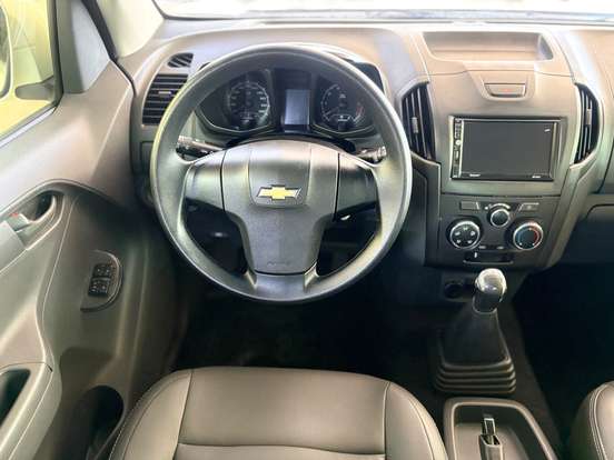 CHEVROLET-S10-2.4 LS 4X2 CD 8V FLEX 4P MANUAL CHEVROLET-S10-2015