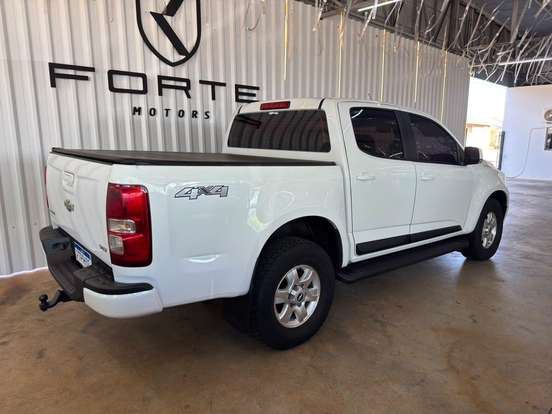 CHEVROLET-S10-2.4 LS 4X2 CD 8V FLEX 4P MANUAL CHEVROLET-S10-2014