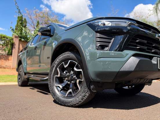 CHEVROLET-S10-2.8 16V TURBO DIESEL Z71 CD 4X4 AUTOMÁTICO CHEVROLET-S10-2025