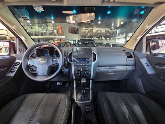 CHEVROLET-S10-2.8 LTZ 4X4 CD TURBO DIESEL 4P AUTOMÁTICO CHEVROLET-S10-2013