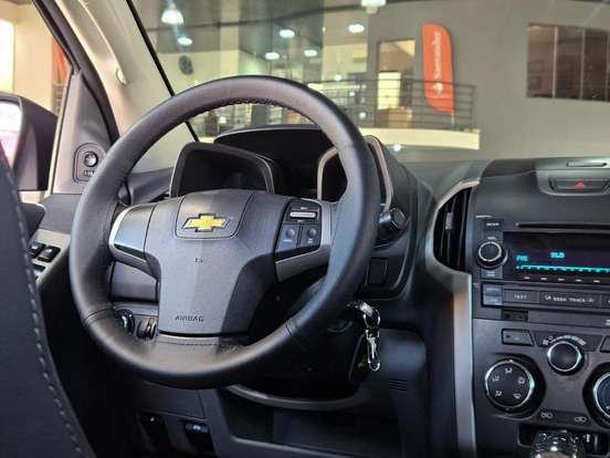 CHEVROLET-S10-2013