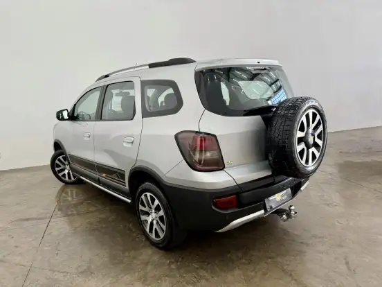 CHEVROLET-SPIN-2015