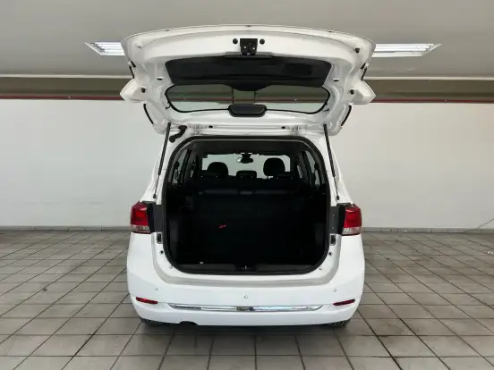 CHEVROLET-SPIN-1.8 PREMIER 8V FLEX 4P AUTOMÁTICO CHEVROLET-SPIN-2022