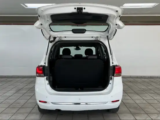 CHEVROLET-SPIN-1.8 PREMIER 8V FLEX 4P AUTOMÁTICO CHEVROLET-SPIN-2022