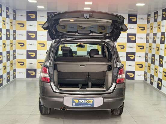 CHEVROLET-SPIN-2013