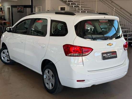 CHEVROLET-SPIN-2023