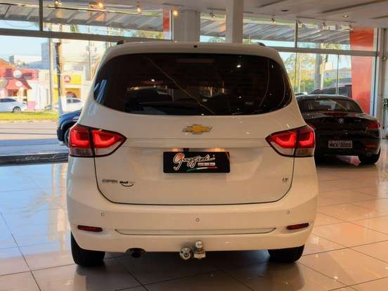 CHEVROLET-SPIN-2023