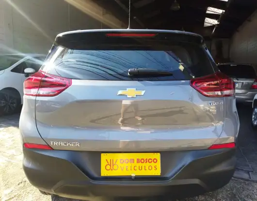CHEVROLET-TRACKER-2021