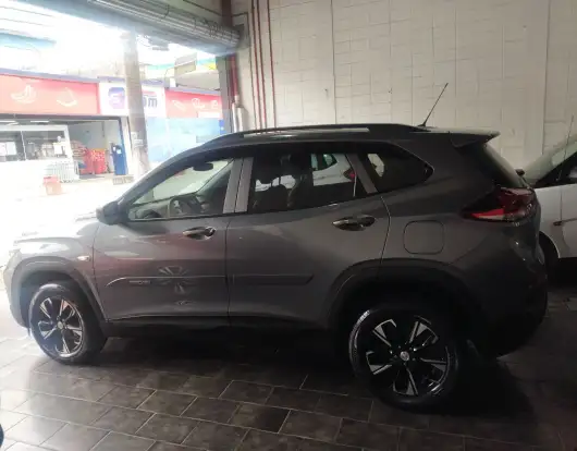 CHEVROLET-TRACKER-2021